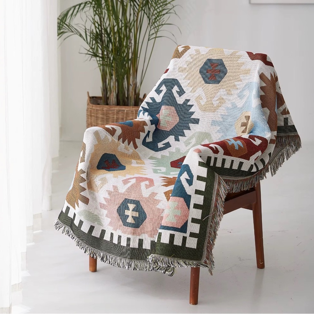 Geometric Patterned Boho AztecThrow Blanket